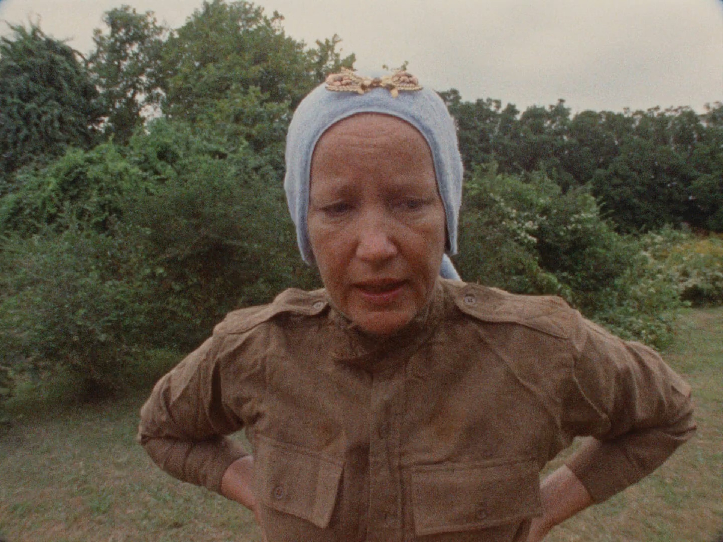 Grey Gardens scene 13