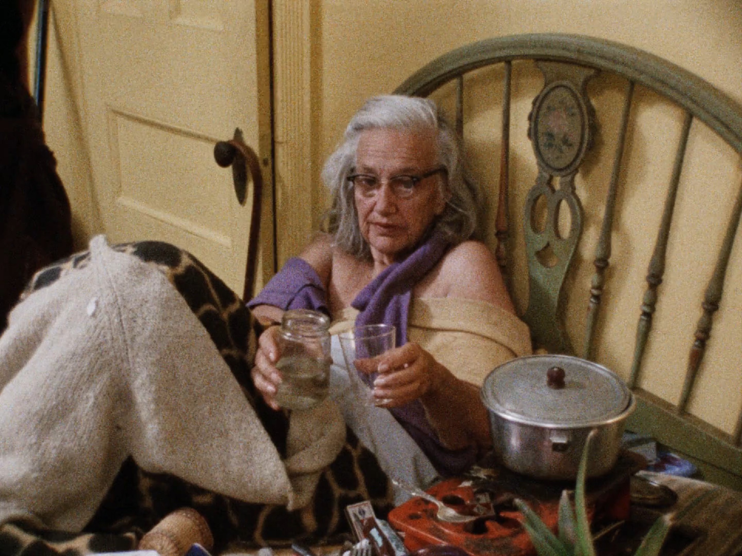 Grey Gardens scene 15