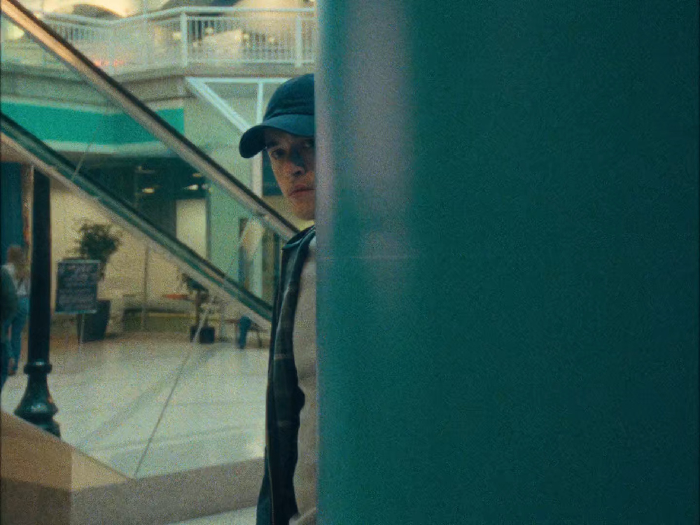 Plainclothes scene 1