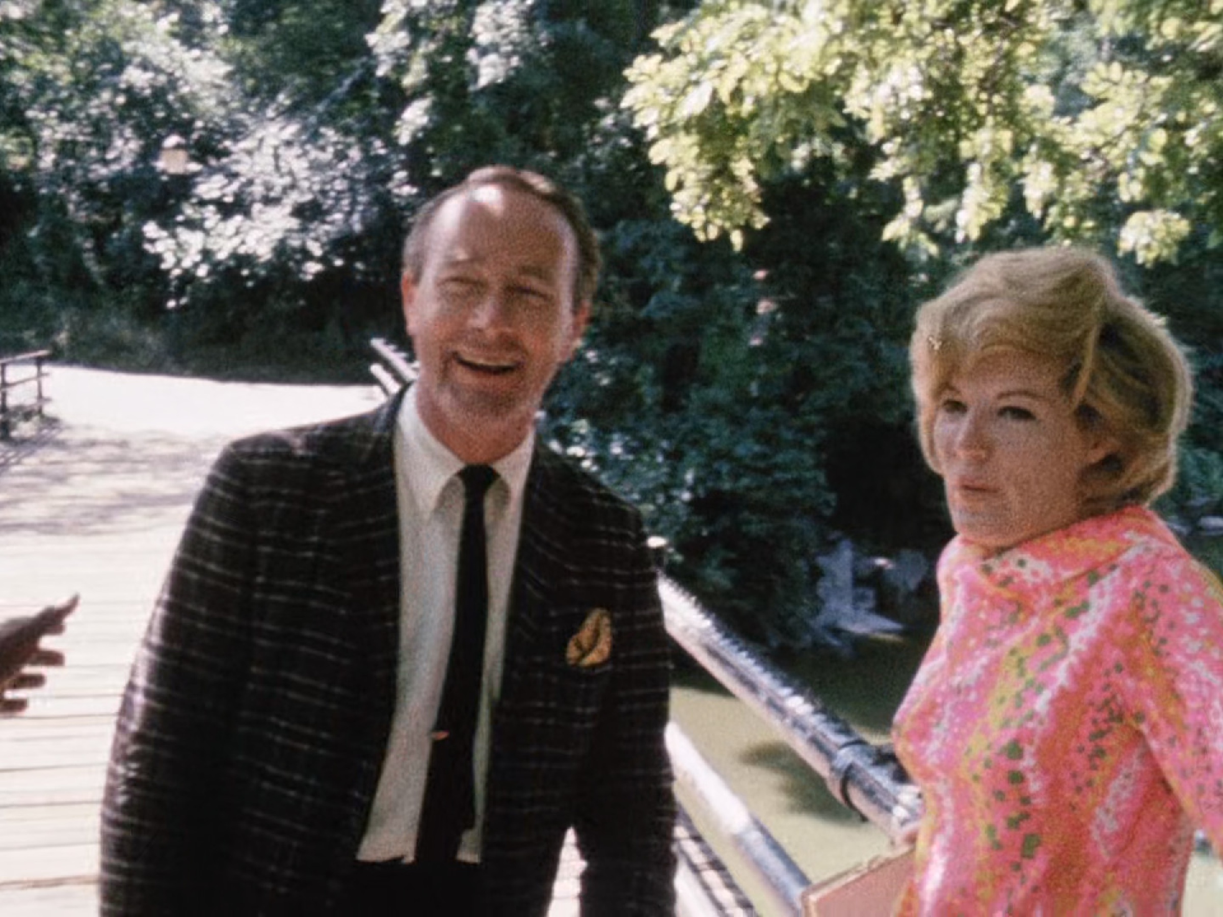 Symbiopsychotaxiplasm Take One scene 6