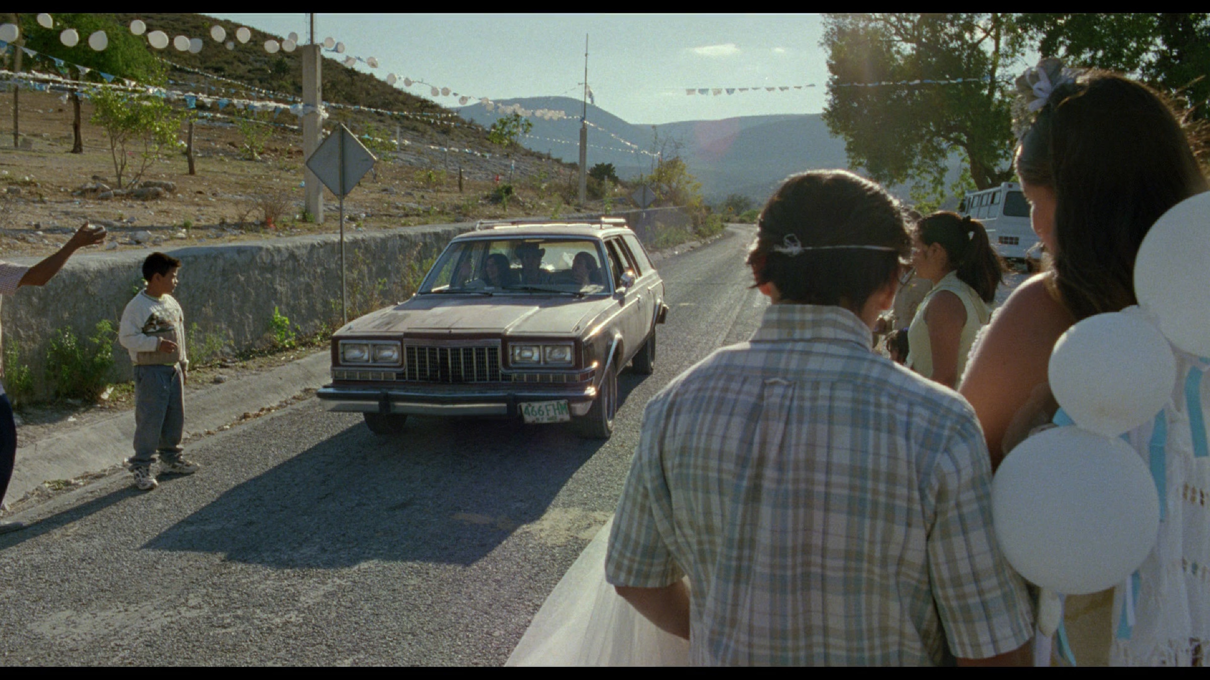 Y tu mama tambien scene 6